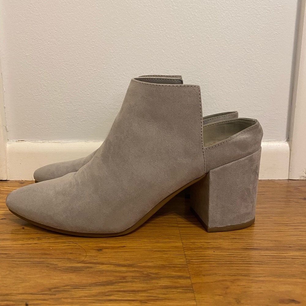 Cut out back boots